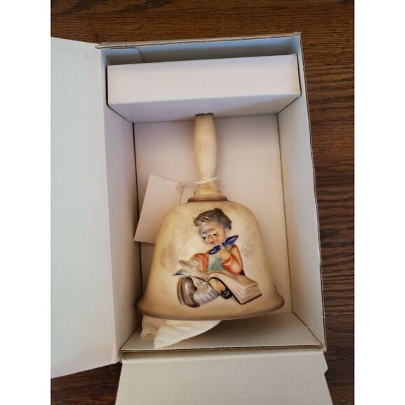 Vintage Goebel Hummel Bell 1980 Third Annual Bell New In Original Box - Picture 2 of 3